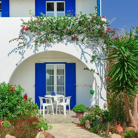 Guest house Skarmoutsos 2*