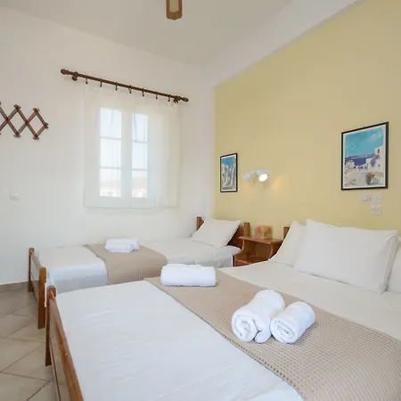 Skarmoutsos Guest house