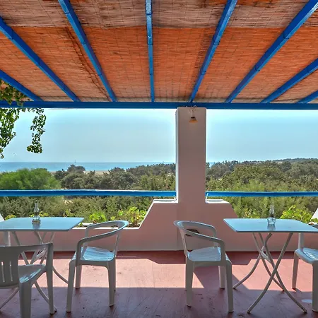 Skarmoutsos Guest house Aliko Beach