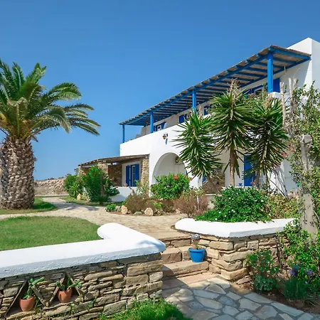 Skarmoutsos Guest house Aliko Beach