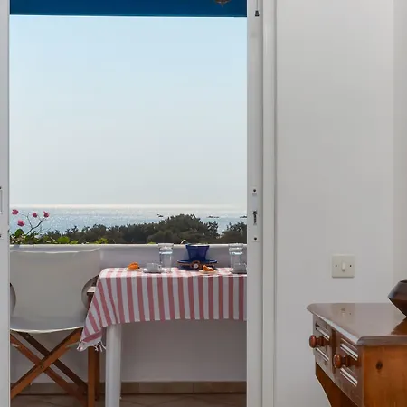 Skarmoutsos Guest house Aliko Beach