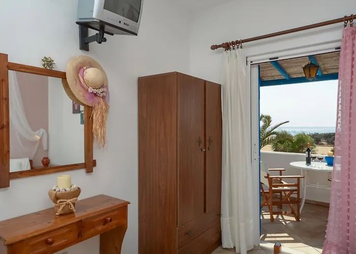 Skarmoutsos 게스트하우스 3*