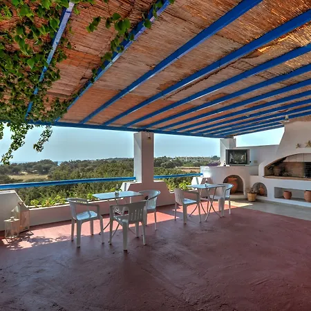 Gasthuis Skarmoutsos 3*