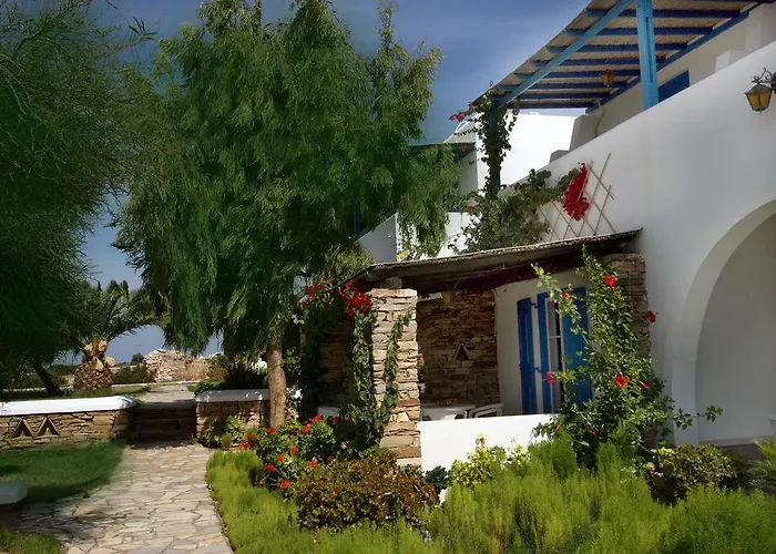 Skarmoutsos Pensionat 3*