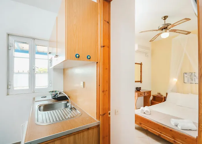 Skarmoutsos Pensionat Aliko Beach