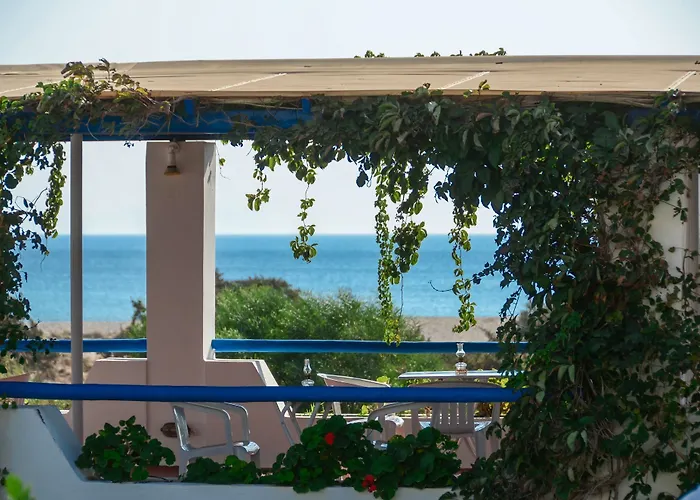 Skarmoutsos 3* Aliko Beach